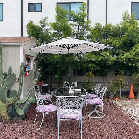 Small Private La Bedroom W Wifi - Private Fridge - Ac Near Usc - Exposition Park - Usc Memorial Coliseum - Banc Of California Bmo Stadium - Downtown Los Angeles Dtla - University Of Southern California Usc!!! Eksteriør billede