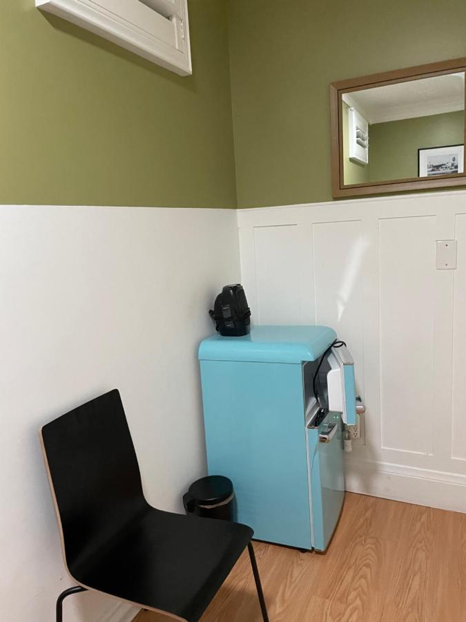 Small Private La Bedroom W Wifi - Private Fridge - Ac Near Usc - Exposition Park - Usc Memorial Coliseum - Banc Of California Bmo Stadium - Downtown Los Angeles Dtla - University Of Southern California Usc!!! Eksteriør billede
